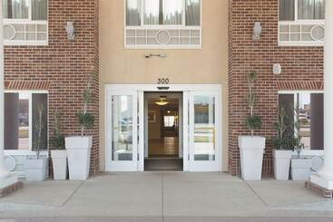 Holiday Inn Express Hotel & Suites Minot South, An Ihg