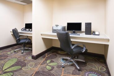 Holiday Inn Express Hotel & Suites Minot South, An Ihg