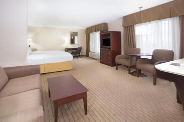 Holiday Inn Express Hotel & Suites Minot South, An Ihg