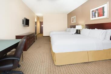 Holiday Inn Express Hotel & Suites Minot South, An Ihg