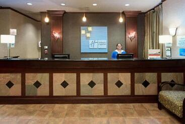 Holiday Inn Express Hotel & Suites Portland Northwest Downtown, An Ihg
