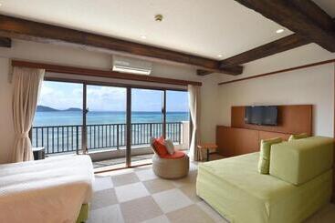 هتل Ishigaki Seaside