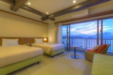 هتل Ishigaki Seaside
