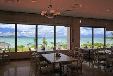 هتل Ishigaki Seaside
