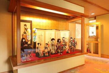هتل Kinugawaonsen Hananoyado Matsuya