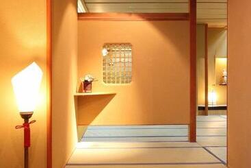 هتل Kinugawaonsen Hananoyado Matsuya