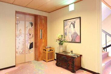 هتل Kinugawaonsen Hananoyado Matsuya