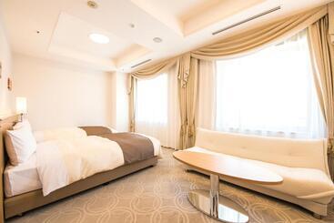 هتل Port Plaza Chiba