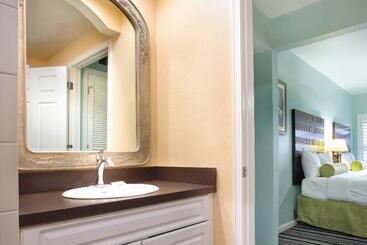 استراحتگاه Worldmark Orlando  Kingstown Reef