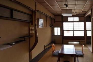Ryokan Izuyasu Traditional Kyoto Inn Serving Kyoto Cuisine
