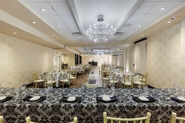 C Hotel By Carmen S, Bw Premier Collection
