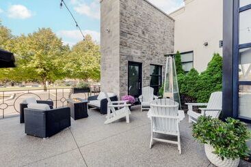 C Hotel By Carmen S, Bw Premier Collection