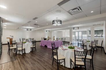 C Hotel By Carmen S, Bw Premier Collection