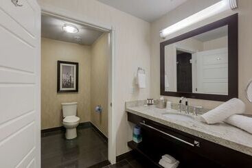 C Hotel By Carmen S, Bw Premier Collection