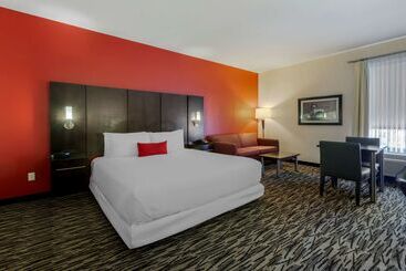 C Hotel By Carmen S, Bw Premier Collection