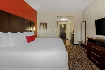 C Hotel By Carmen S, Bw Premier Collection