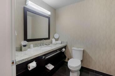 C Hotel By Carmen S, Bw Premier Collection
