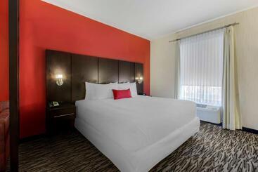 C Hotel By Carmen S, Bw Premier Collection