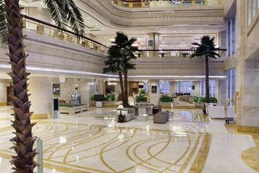 בית מלון כפרי Crowne Plaza Dandong