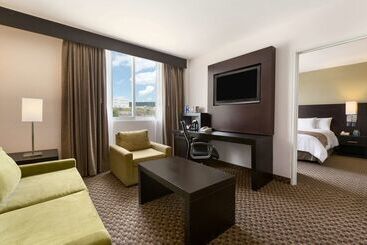 Doubletree By Hilton Hotel Queretaro