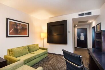 Doubletree By Hilton Hotel Queretaro