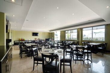 Doubletree By Hilton Hotel Queretaro