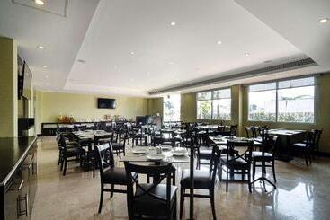 Doubletree By Hilton Hotel Queretaro