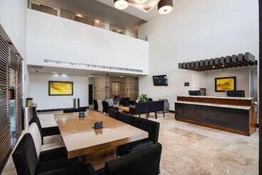 Doubletree By Hilton Hotel Queretaro