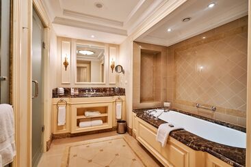 Fairmont Grand Hotel Kyiv - Kyiv