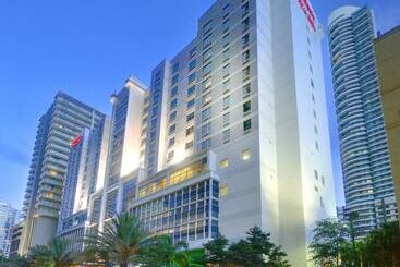 هتل Hampton Inn & Suites Miami/brickelldowntown