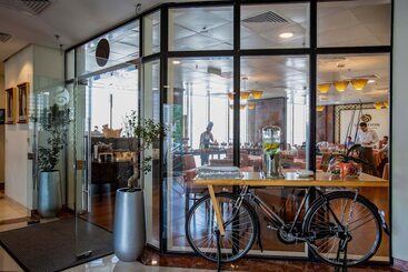 Kingsgate Hotel Doha By Millennium Hotels