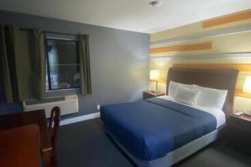 فندق Knights Inn Los Angeles Central / Convention Center Area