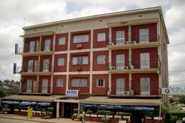 هتل Le Relais Saint Jacques