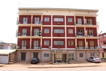 هتل Le Relais Saint Jacques