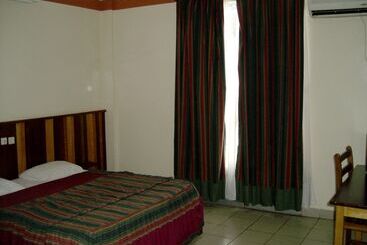 هتل Le Relais Saint Jacques