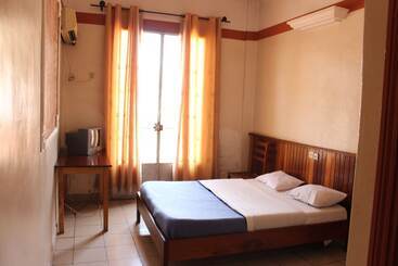 هتل Le Relais Saint Jacques