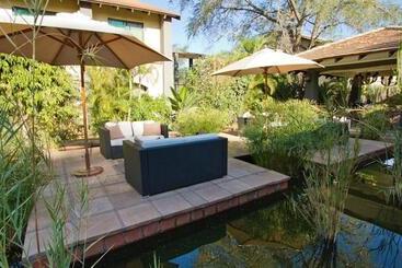 Protea Hotel By Marriott Livingstone