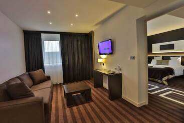 Le Colisée Hotel & Spa Nantes Saint Herblain