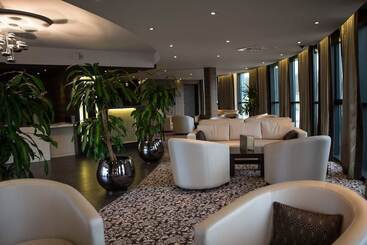 Le Colisée Hotel & Spa Nantes Saint Herblain