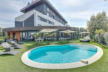 Le Colisée Hotel & Spa Nantes Saint Herblain