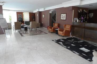 Sebnem Apart & Studios