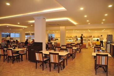 Sunshine Holiday Resort  All Inclusive