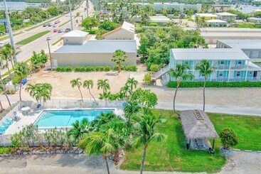 Bonefish Bay Motel