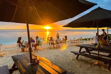 Castaway Resort
