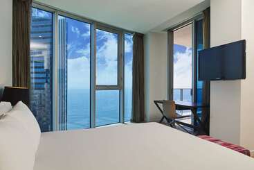 Hilton Surfers Paradise Residences - Surfers Paradise