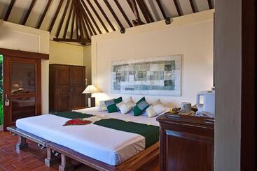 Alam Sari Hotel Keliki