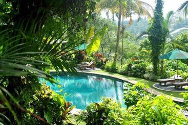 Alam Sari Hotel Keliki
