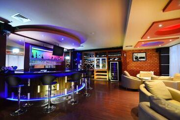 Aston Pontianak Hotel And Convention Center