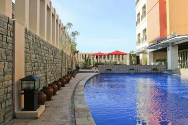 Aston Pontianak Hotel And Convention Center
