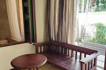 هتل Baan Panwa Resort